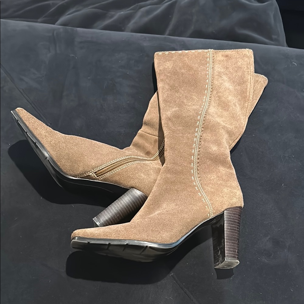 Tan Suede Square-Toe Boots